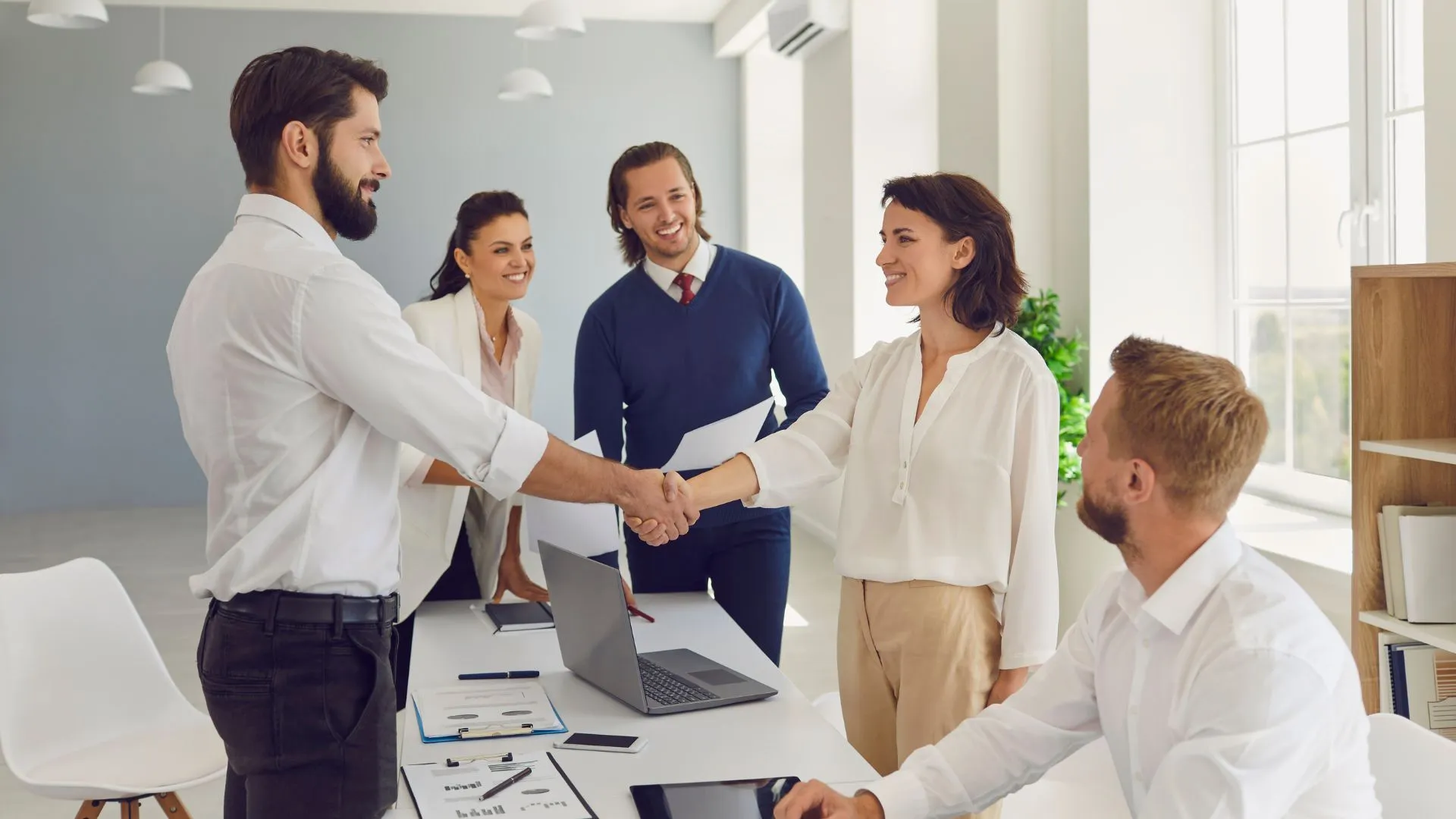 Blog 5 Los hermanos en la empresa familiar: estrategias para que tu hermano sea tu mejor socio.Los hermanos en la empresa familiar: estrategias para que tu hermano sea tu mejor socio.