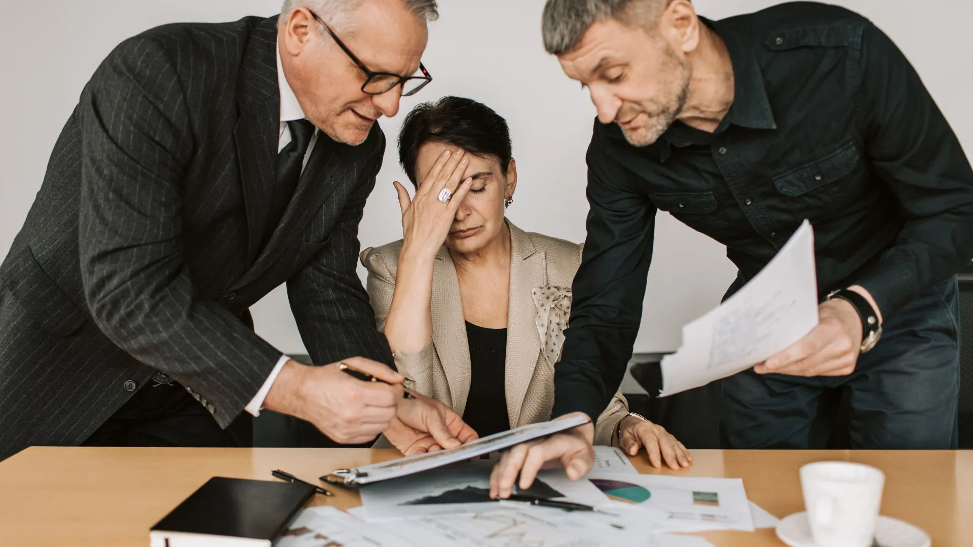Cómo Asesorar a Empresas Familiares sin Perder el Control. Mejores prácticas para consultor empresa familiar. Cursos empresa familiar.